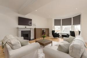 Elegant 2-Bedroom Apartment in Edinburgh New Town near Princes Street