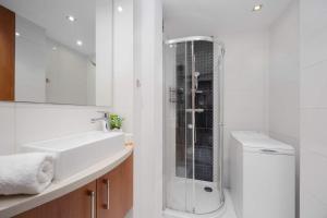 Apartament Grzybowska dla 7 Osob 2 Sypialnie by Noclegi Renters