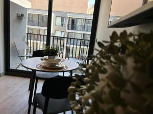 Diseño y conectividad, tu espacio en Santiago