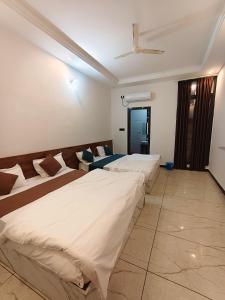 Hotel CM Palace Khatu Shyam