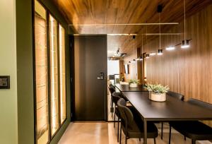 Apartamento Climatizado com Garagem em Alphaville