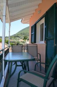 Odysseia Studios and Apartment