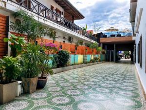 A P S Hotel