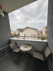 Family Homes Bar Apartment