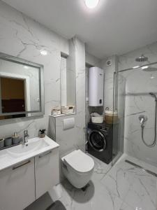 Family Homes Bar Apartment