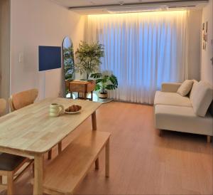 브런치 코너 스테이