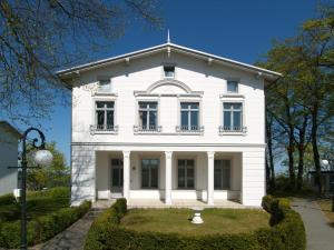 Brise Villa Schering App 02