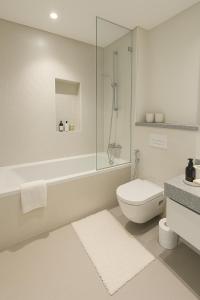 Marina Vista 2BR High Floor Sea View Emaar Beachfront