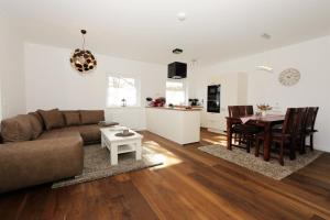 Brise Haus Maxim App 08