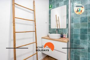 #281 Families Only -Telecomunicacoes Home Holidays