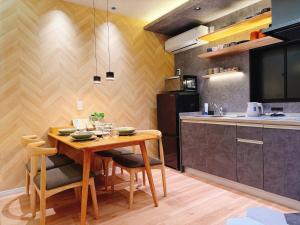 Retreat Taishi 新今宮駅から徒歩5分 動物園前駅から徒歩1分 新築貸切 最大12人利用可