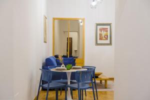 Elegantis Barberini Modern Apartment - Comfort in Rome Most Charming District