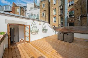 Modern 3-Bedroom House near Putney Station London