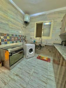 الشيخ زايد مقابل مول العرب Mall of Arabia