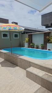 Sobrado com Piscina