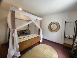 House, towncenter, near togood restaurants,