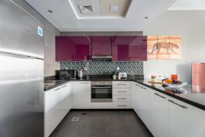 GuestReady - 2BR l Marina View + Infinity Pool