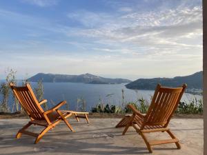 Petricore nature accomodation beach Lipari