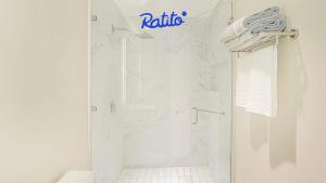 3A Torre KU 2BR Sofa DowntownView PrivateBalcony