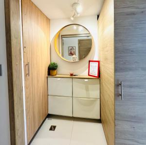 Modern Central Ocean View and Jacuzzi Apartment