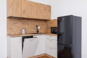 2 Bedroom Apartment for 6 - Augustiańska 1 street