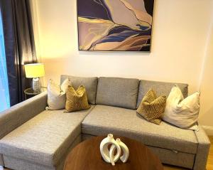 Westferry Deluxe Apartment 3