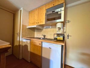 Appartement avec mezzanine pour 6 pers aux Menuires - FR-1-452-411