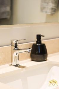 NHOA 103A Lux 2BR Condo Pool access in Aldea Zama