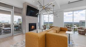 Condo in downtown oak city highrise