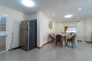 Asma New two-story house near the sea,Ao Yon Beach