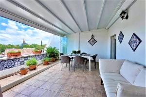 Penthouse with panoramic terrace at the Colosseum