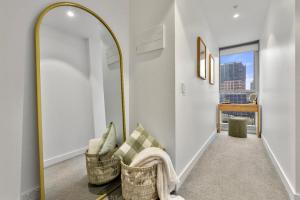 Breathtaking 2BR Retreat With Pool And Free Parking