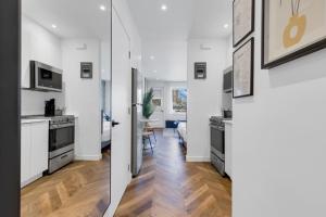 The Speakeasy Suite 502 With Parking