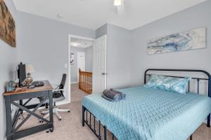 Seaside Park Beach Home 3BR w Deck Peloton Parking 6 Beach Passes