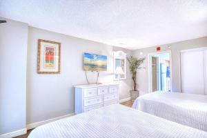 Monterey Bay Suites Resort Unit 831 with Direct Oceanfront Balcony