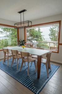 Chesterman on the Point - Beachfront