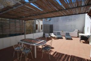 Lipari Canneto Oasi 4 beach front x family