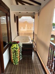 Casa De Las Flores Hotel SPA