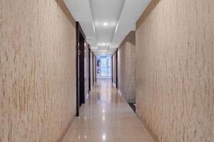 Super Townhouse Divya Palace