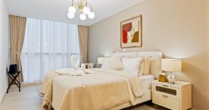 Lake View 1BHK in JLT Next to Metro