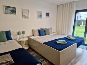 Deep Blue Beach apartment AC heating complex with Pool & BBQ