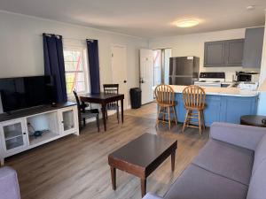Seahawk Motel