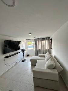 Apto Frente Al MAR Rodadero Santa Marta