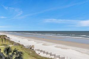 Crescent Surf - 3BR condo w pool & beach access