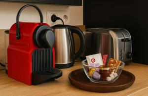 White House - THE SUNNY avec TERRASSE et PARKING privé - 20 min CENTRE