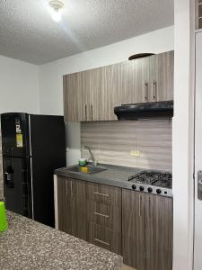 Apartamento amoblado en parque heredia