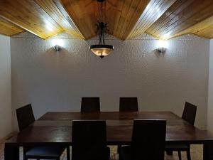 Large, comfortable house perfect for 12 people