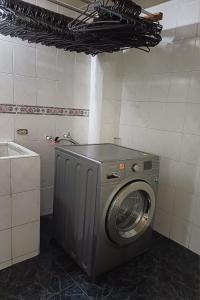 Large, comfortable house perfect for 12 people