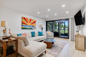 Pointe Santo D1 - Gorgeous Residence, Fantastic Amenities, Walk Out Patio, and Direct Gulf Views