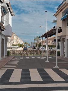 Relax Santa Pola, Piscina & Tenis